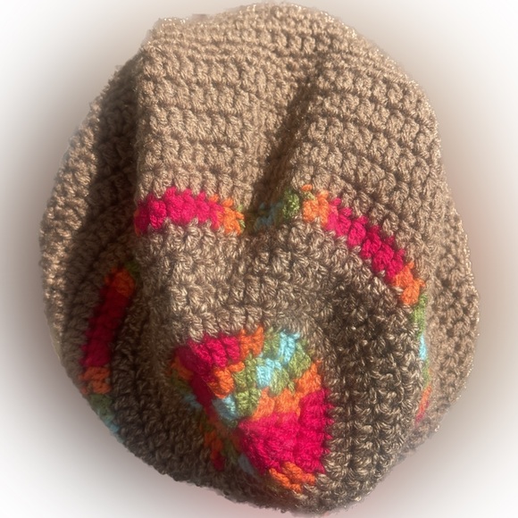 Multi-color Hand-made Tam ♥️ - Picture 3 of 4